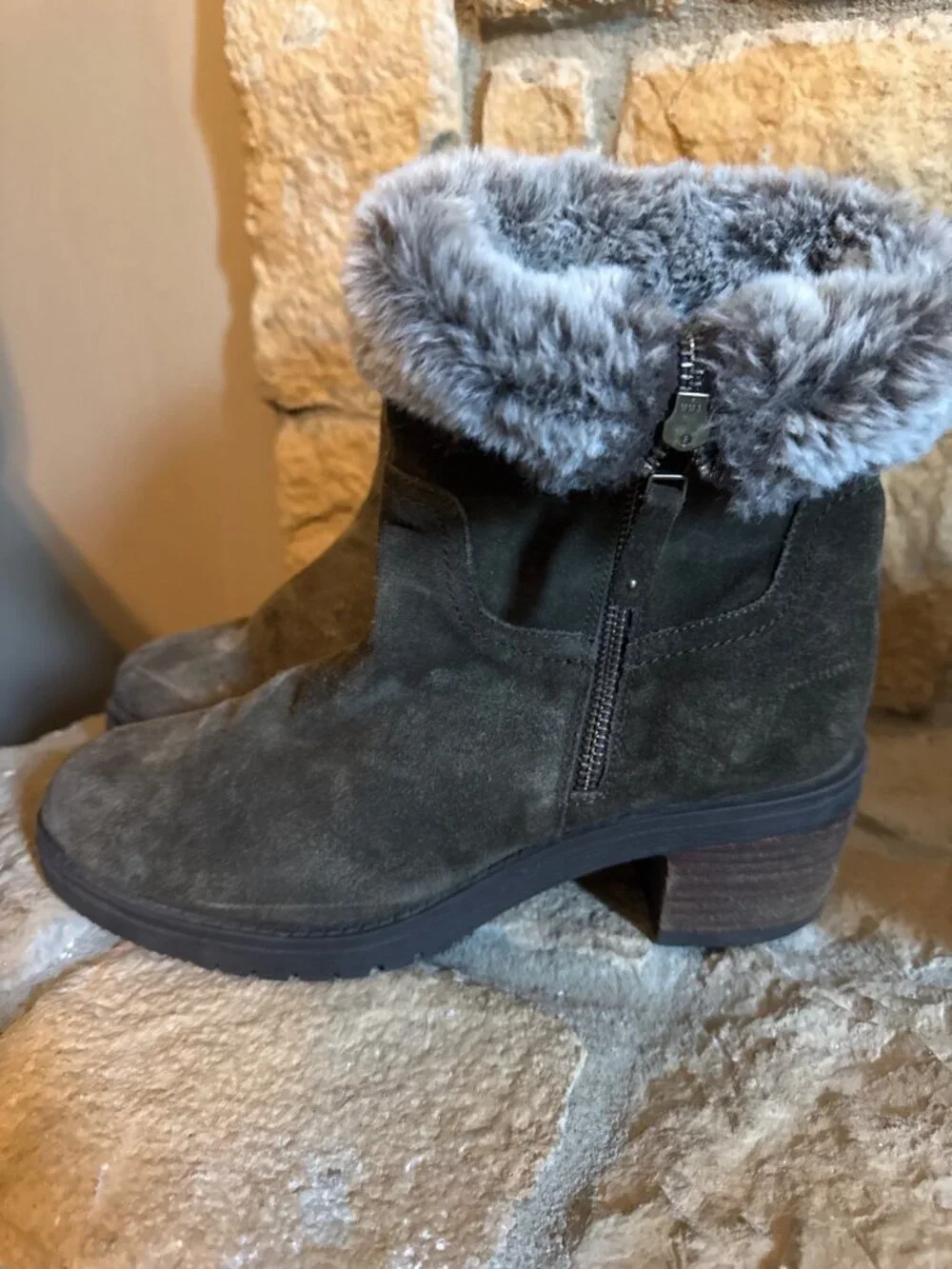 Vintage Foundry Co. jeanette Gray Suede Ankle Boots Sz 10